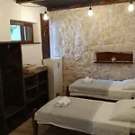 Rustic מסלניקה